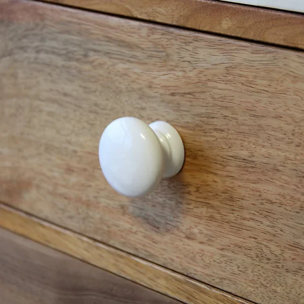 Castorama Bouton De Meuble Rond Belz Blanc GoodHome Ø3,5 X P.3 Cm 1